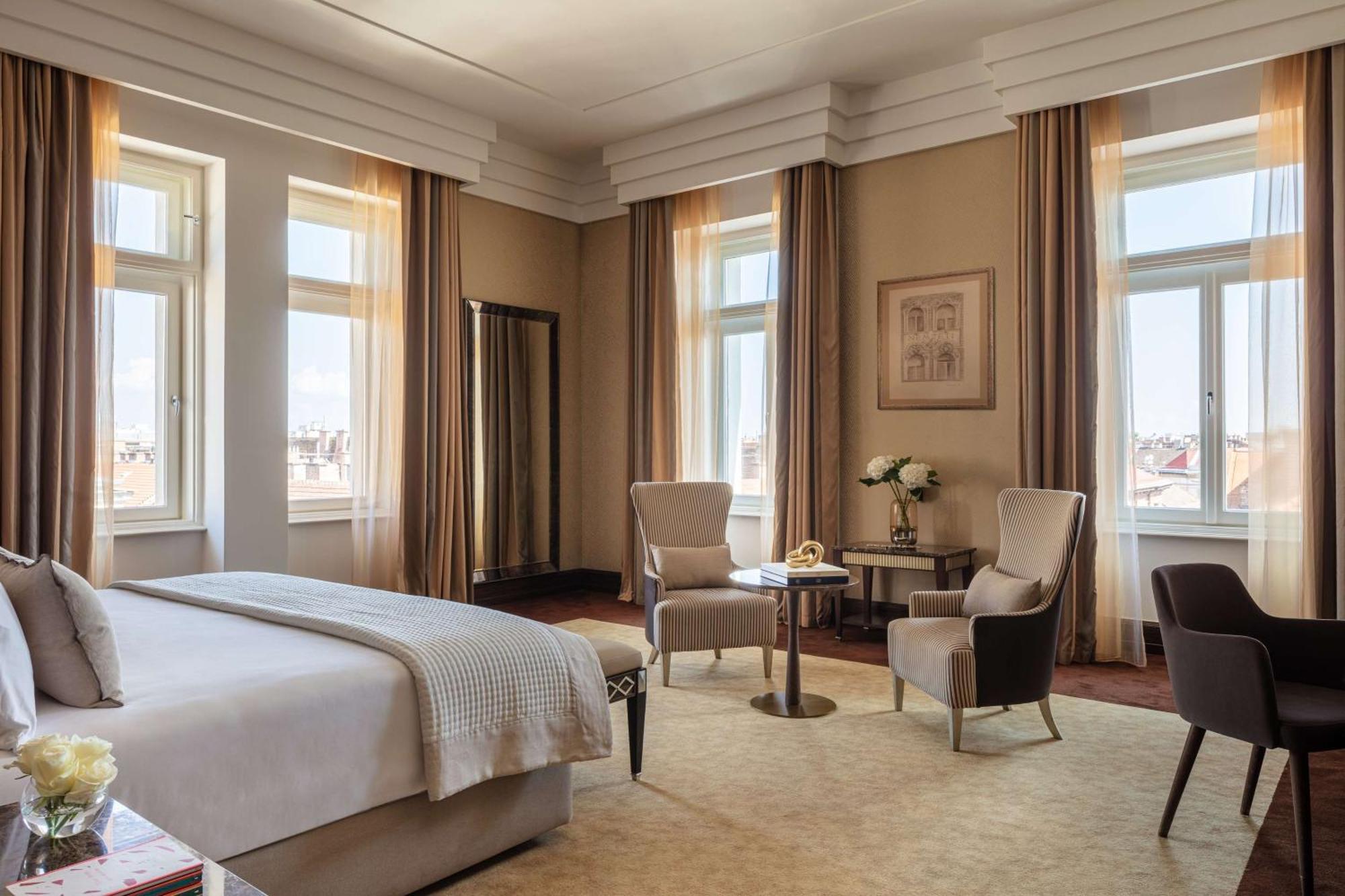 Junior Suite with Extra Bed (3 Adults),1658748693:JPEG